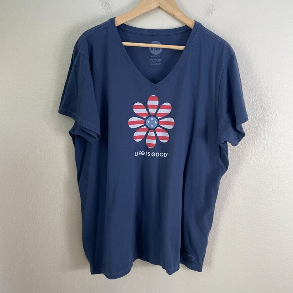 Life Is Good Womens Plus XXL Crusher Classic Fit V Neck T Shirt Patriotic Flower - Picture 2 of 8